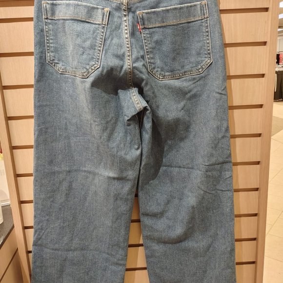 Levi's Mile High Cropped Wide Leg Jeans Button Fly Medium Wash - Picture 5 of 11